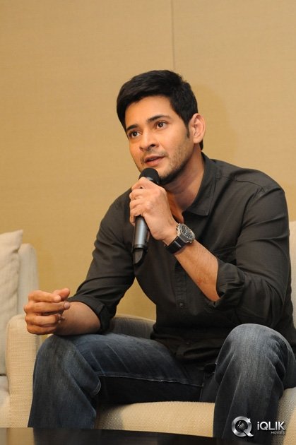 Mahesh-Babu-at-Srimanthudu-Movie-Press-Meet